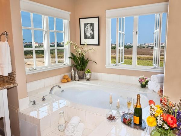 Inn at Playa del Rey : photo 1 de la chambre suite de luxe avec baignoire spa