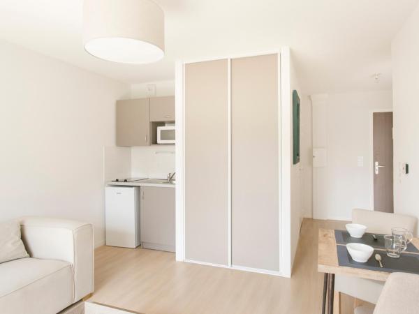 Zenao Appart'hôtels Troyes : photo 6 de la chambre appartement 1 chambre lits jumeaux