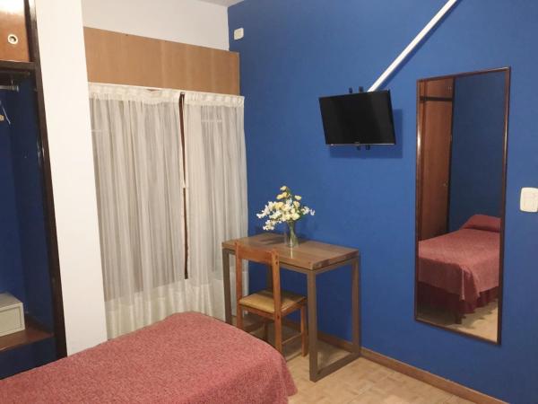 Hotel Alcazar : photo 8 de la chambre chambre simple
