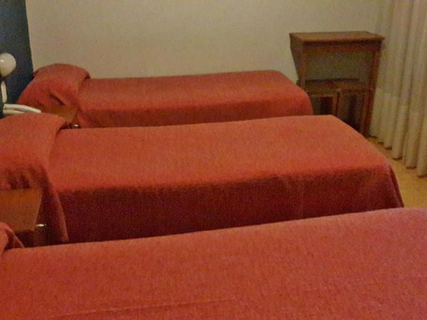 Hotel Alcazar : photo 7 de la chambre chambre triple