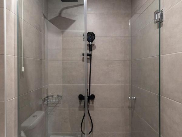 Athens Market Portrait : photo 7 de la chambre chambre simple vignette