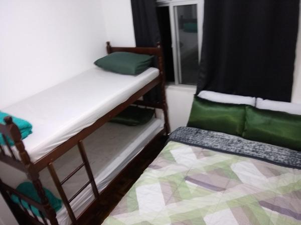 Curitiba Central Hostel : photo 9 de la chambre chambre familiale