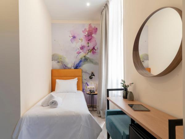 Athens Market Portrait : photo 3 de la chambre chambre lits jumeaux market avec balcon