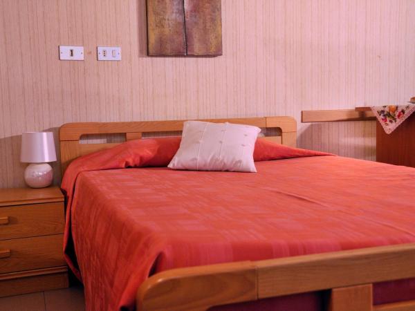 Hotel Residence Ulivi E Palme : photo 3 de la chambre studio (1 adulte)