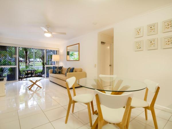 The White House Port Douglas : photo 4 de la chambre appartement - rez-de-chaussée