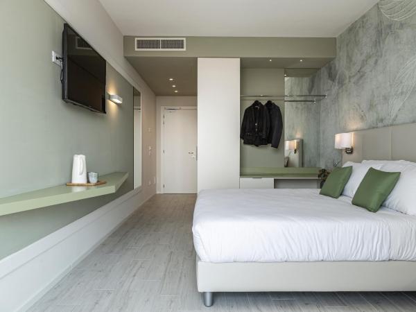 Hotel Amburgo : photo 3 de la chambre chambre triple confort