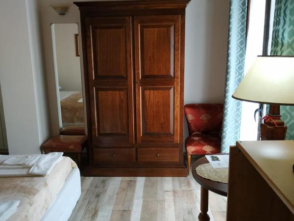 B&B Tra i mari del Salento : photo 6 de la chambre chambre double avec salle de bains privative