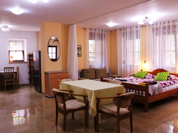 Dom Natury : photo 3 de la chambre studio familial