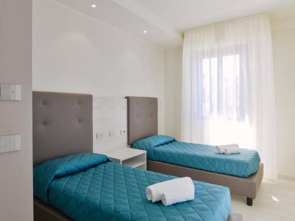 Residence Picalè : photo 10 de la chambre appartement supérieur 2 chambres avec terrasse - vue sur mer