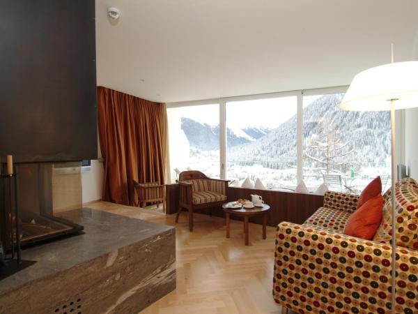 Waldhotel & SPA Davos - for body & soul : photo 3 de la chambre suite junior
