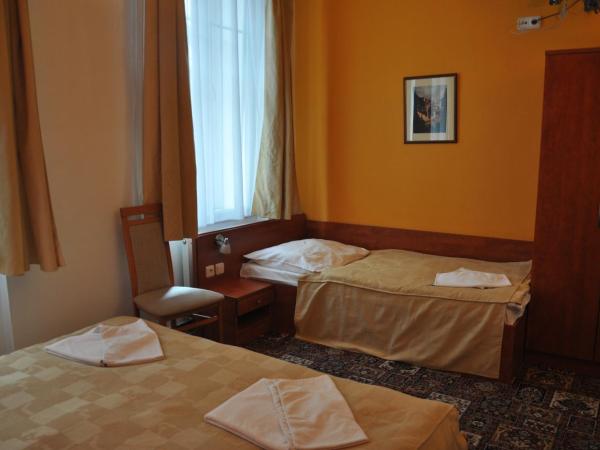 City Central De Luxe : photo 9 de la chambre chambre triple