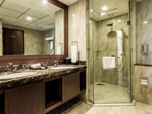 La Suite Dubai Hotel & Apartments : photo 4 de la chambre studio sea view - complimentary transfer to mall of the emirates, insurance market metro station & jbr beach