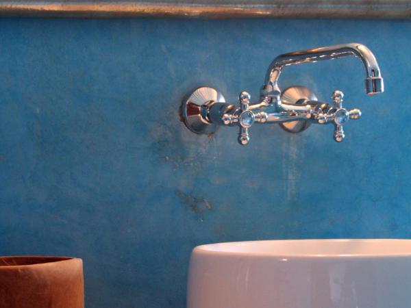 Riad Laaroussa : photo 5 de la chambre chambre double bleue