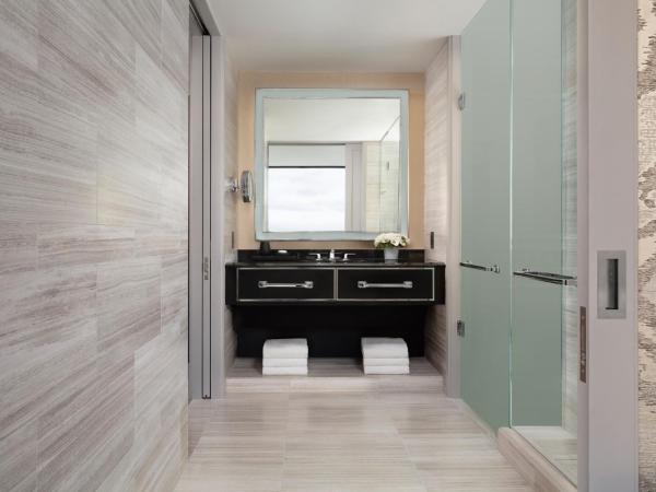 Four Seasons Hotel One Dalton Street, Boston : photo 3 de la chambre chambre lit king-size deluxe - vue sur ville