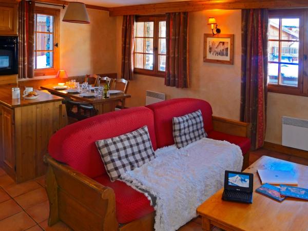 CGH Résidences & Spas les Chalets du Soleil Authentiques : photo 4 de la chambre appartement 1 chambre (4 adultes + 2 enfants)