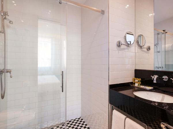 Eurostars Danube Budapest : photo 3 de la chambre chambre double ou lits jumeaux standard