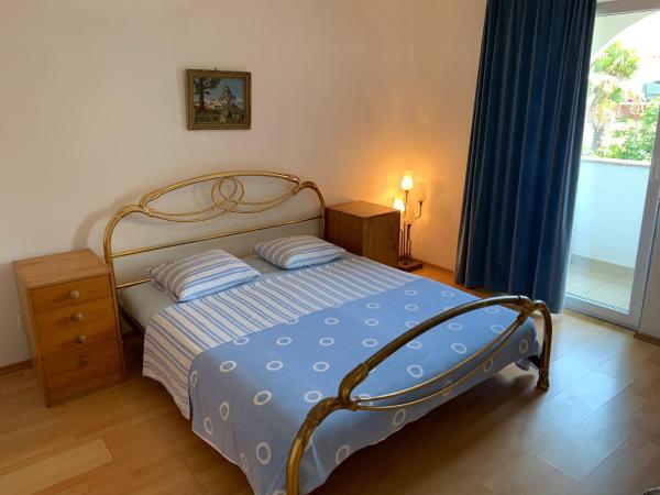 Arthouse Villa Palma : photo 2 de la chambre chambre double avec balcon