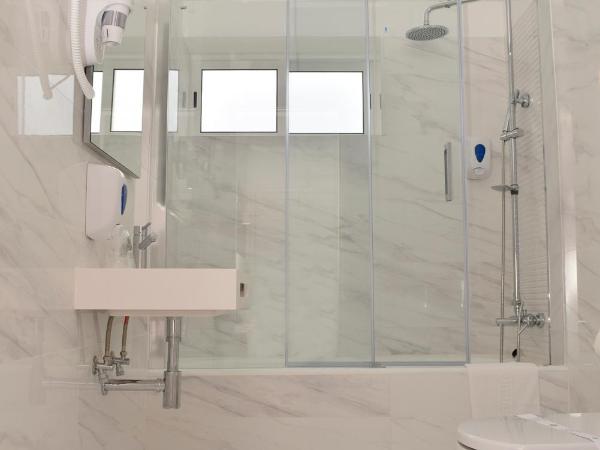 THE FOZ Beach Hotel : photo 4 de la chambre chambre double deluxe avec balcon - vue sur mer