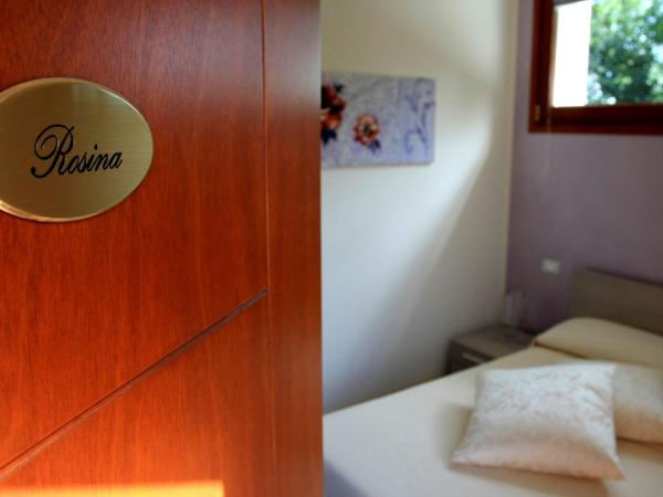 Agriturismo Ca' La Pergola : photo 10 de la chambre petite chambre double