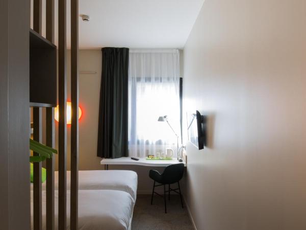 Campanile Rennes Centre - Gare : photo 2 de la chambre chambre lits jumeaux nouvelle génération