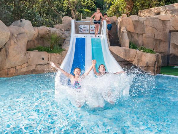 Apartaments Els Llorers : photo 10 de la chambre appartement - vue sur mer (2 adultes + 2 enfants)