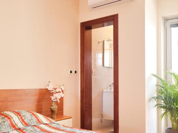 Villa Sveta Eufemija - Bed and breakfast : photo 4 de la chambre chambre double ou lits jumeaux