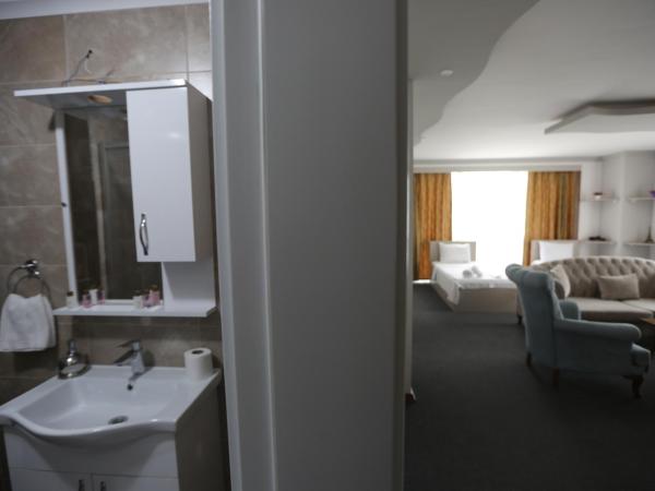 TEVETOGLU HOTEL : photo 4 de la chambre chambre triple de luxe