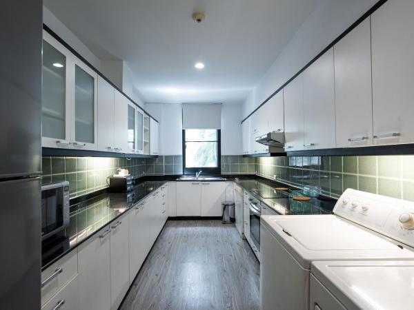 Benviar Tonson Residence : photo 9 de la chambre suite 4 chambres