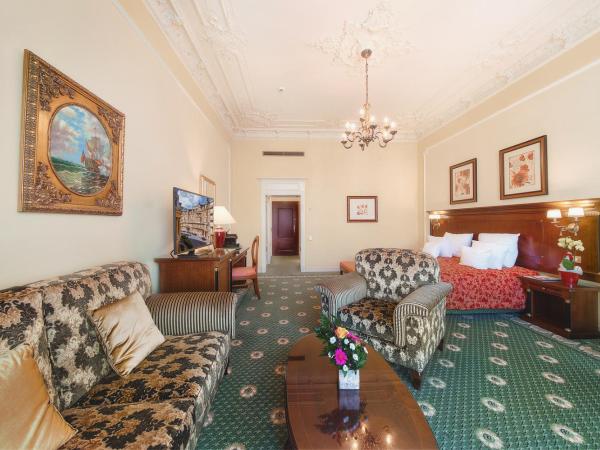 Carlsbad Plaza Medical Spa & Wellness hotel : photo 2 de la chambre suite junior avec accès au centre de bien-Être