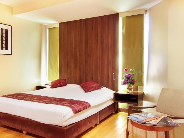 Bally Suite Silom : photo 4 de la chambre chambre premier