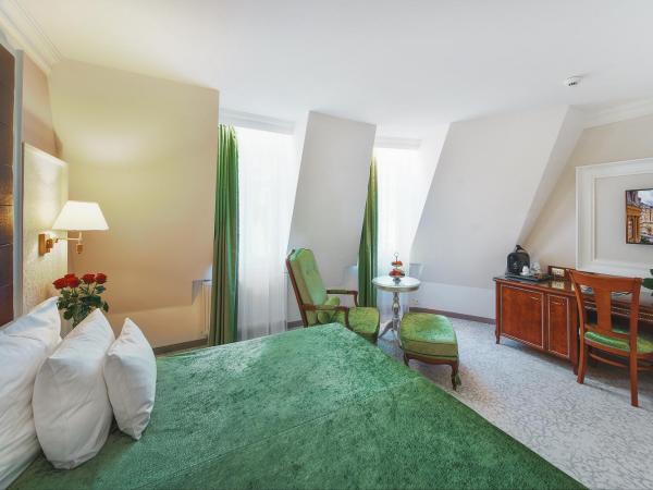 Carlsbad Plaza Medical Spa & Wellness hotel : photo 2 de la chambre chambre double confort avec accès au centre de bien-Être