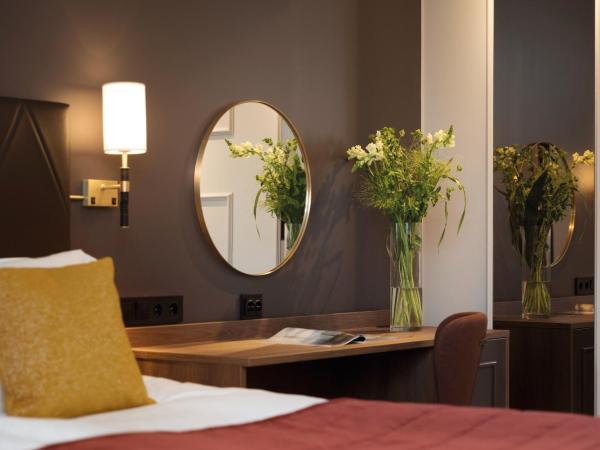 Elite Stora Hotellet Örebro : photo 6 de la chambre chambre double supérieure sans fenêtre