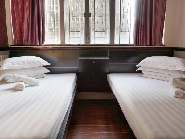 Hang Ho Hostel : photo 3 de la chambre chambre quadruple