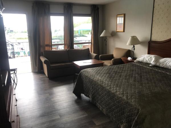Rainbow Motor Inn - Fallsview : photo 5 de la chambre chambre lit queen-size 