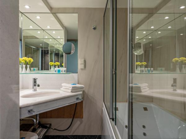 Kyma Suites Beach Hotel : photo 3 de la chambre suite junior avec bain à remous - vue sur mer