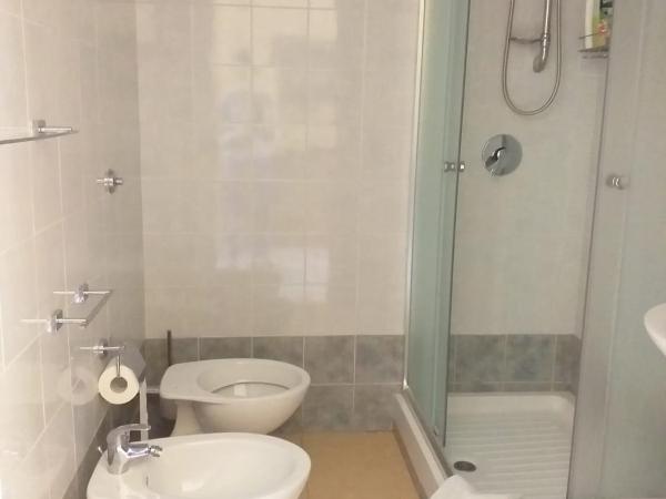 Santa Maria Maddalena : photo 7 de la chambre chambre lits jumeaux avec douche