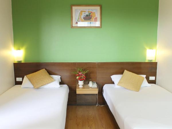 The Seasons Bangkok Huamark - SHA : photo 2 de la chambre chambre lits jumeaux standard