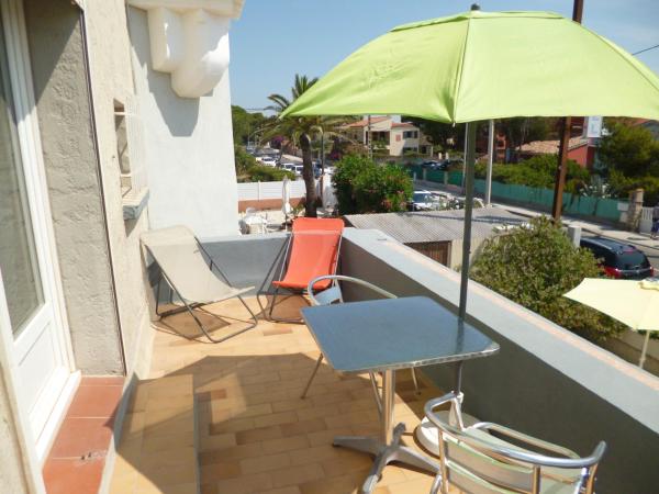 Hôtel le Calypso : photo 1 de la chambre chambre double avec terrasse