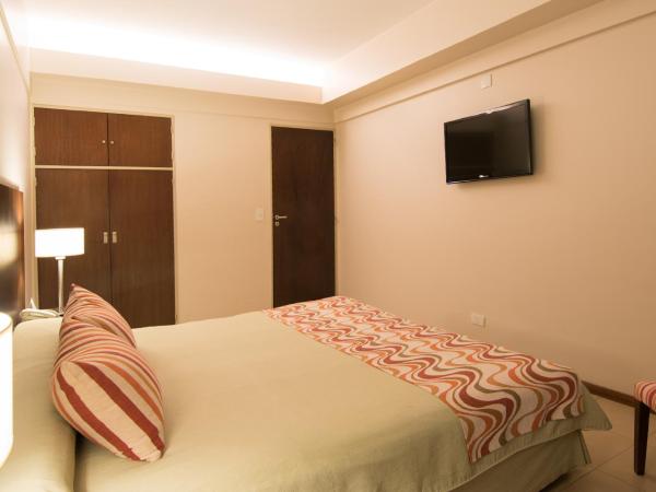 Hotel Intersur San Telmo : photo 4 de la chambre chambre quadruple
