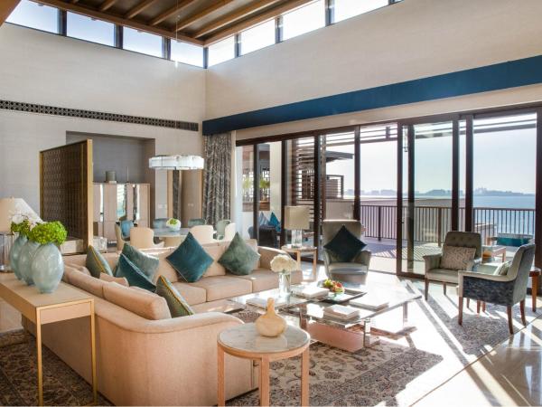 Jumeirah Al Naseem Dubai : photo 8 de la chambre suite présidentielle avec transferts aéroport, avantages suite et accès au club de plage - vue sur océan