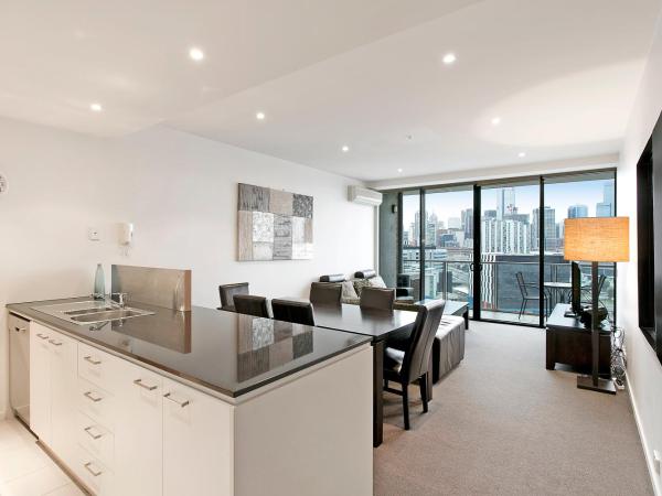 Docklands Private Collection - NEWQUAY : photo 4 de la chambre appartement newquay avec vue, 2 chambres, 2 salles de bains