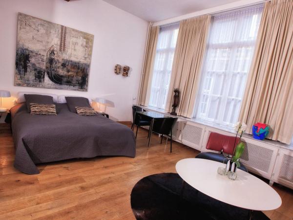 Galerie Hotel Dis : photo 9 de la chambre suite junior