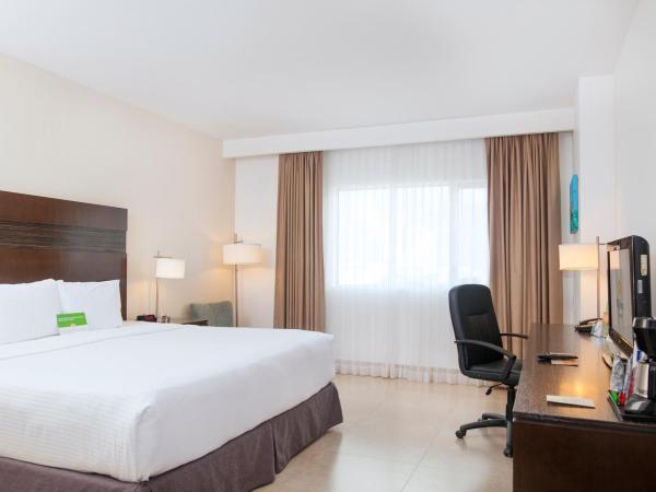Wyndham Garden Cancun Downtown : photo 3 de la chambre chambre lit king-size - non-fumeurs