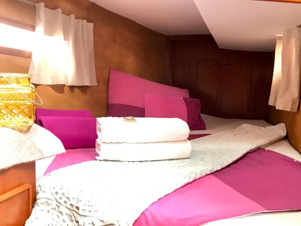 Sleep & Boats Barcelona City : photo 7 de la chambre mobile home