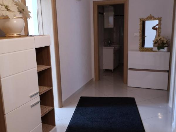 Apartments Galic Omis : photo 7 de la chambre suite familiale