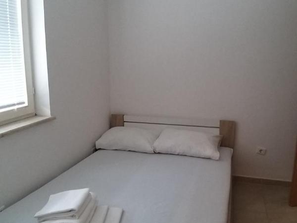 Guesthouse Villa Jurišić : photo 2 de la chambre chambre double Économique