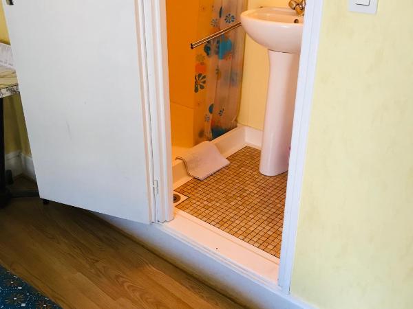 Hôtel restaurant Le Parisien : photo 3 de la chambre chambre simple