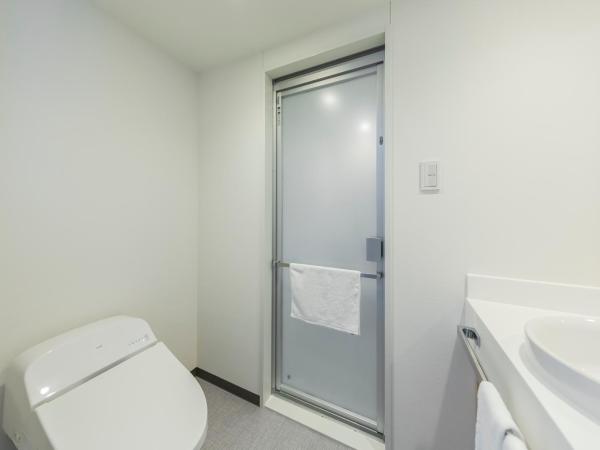 Via Inn Prime Shinsaibashi Yotsubashi : photo 7 de la chambre chambre double de luxe - non-fumeurs