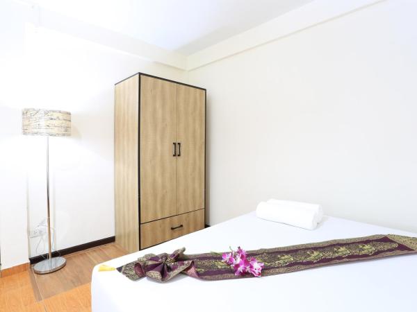 The Siam Guest House - SHA Extra Plus : photo 6 de la chambre chambre double supérieure