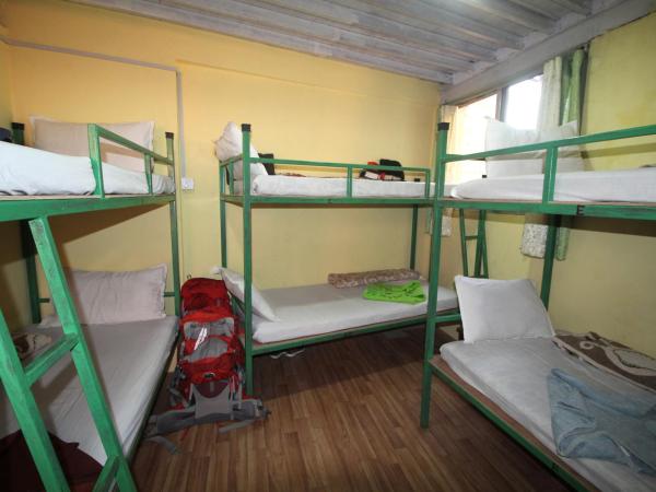 Family Peace House, Kathmandu : photo 1 de la chambre lit dans dortoir 6 lits